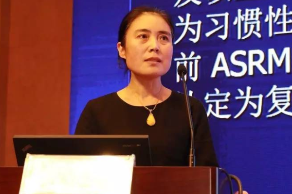 汤秀明